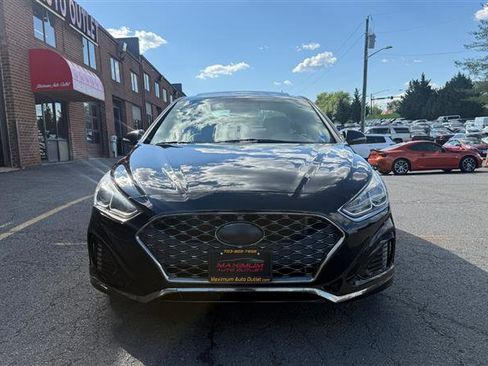 Used 2019 Hyundai Sonata Sport FWD image 2