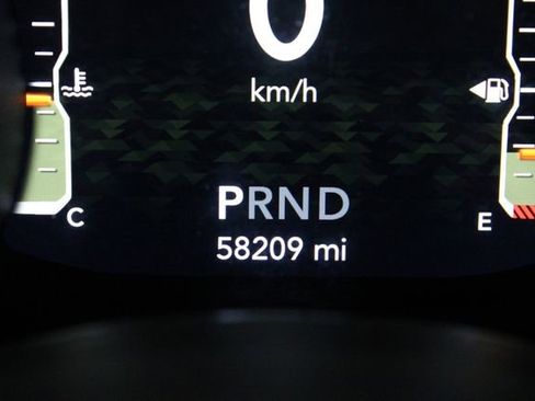 Used 2021 Jeep Gladiator Mojave AWD/4WD image 32