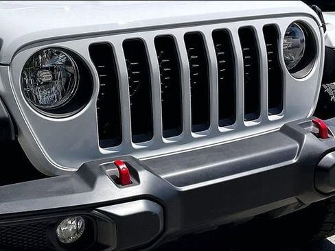 Used 2023 Jeep Gladiator Rubicon w/ Cold Weather Group AWD/4WD image 27