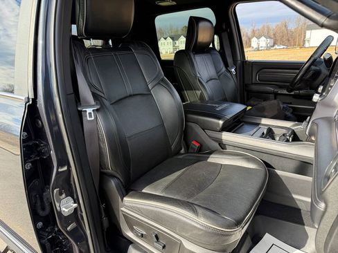 Used 2019 RAM 2500 Limited image 22