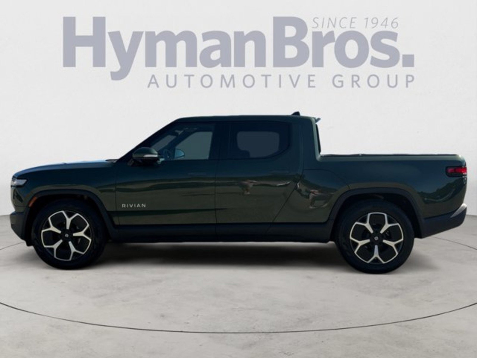 Used 2024 Rivian R1T Adventure Dual AWD/4WD image 6