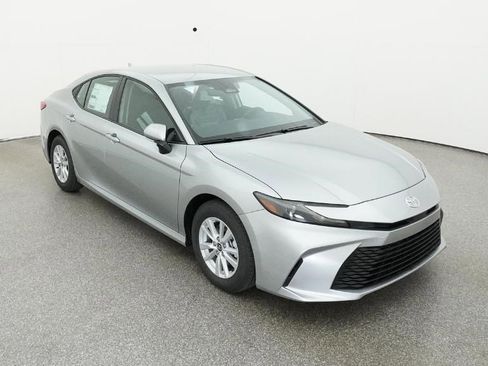 New 2026 Toyota Camry LE image 30