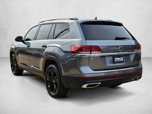Used 2023 Volkswagen Atlas SE w/ Panoramic Sunroof Package image 8