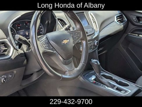 Used 2021 Chevrolet Equinox LT w/ Driver Convenience Package FWD image 14
