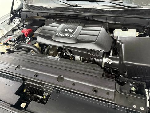 Used 2020 Nissan Titan S image 43
