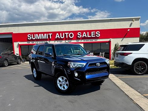 Used 2019 Toyota 4Runner SR5 Premium image 2