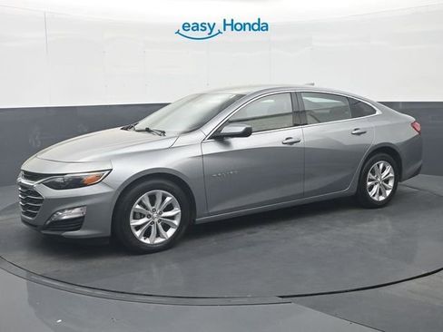 Used 2025 Chevrolet Malibu LT image 4