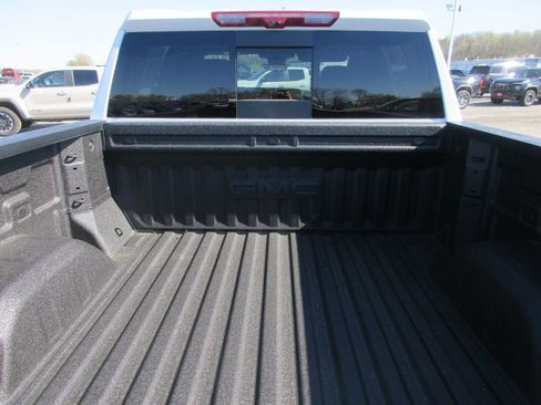 New 2026 GMC Sierra 1500 AT4 image 6