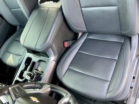 Used 2025 Chevrolet Silverado 1500 LTZ image 42