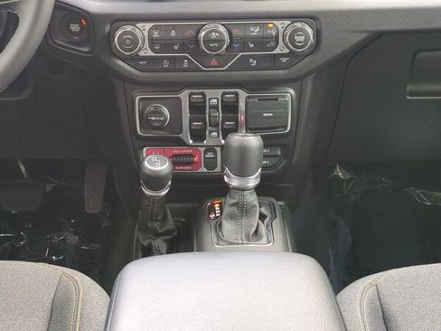 New 2025 Jeep Wrangler Willys image 21