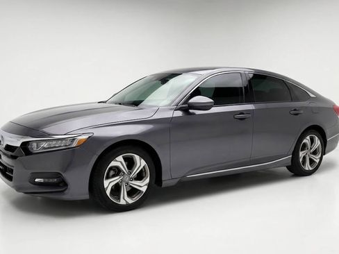 Used 2019 Honda Accord EX image 10