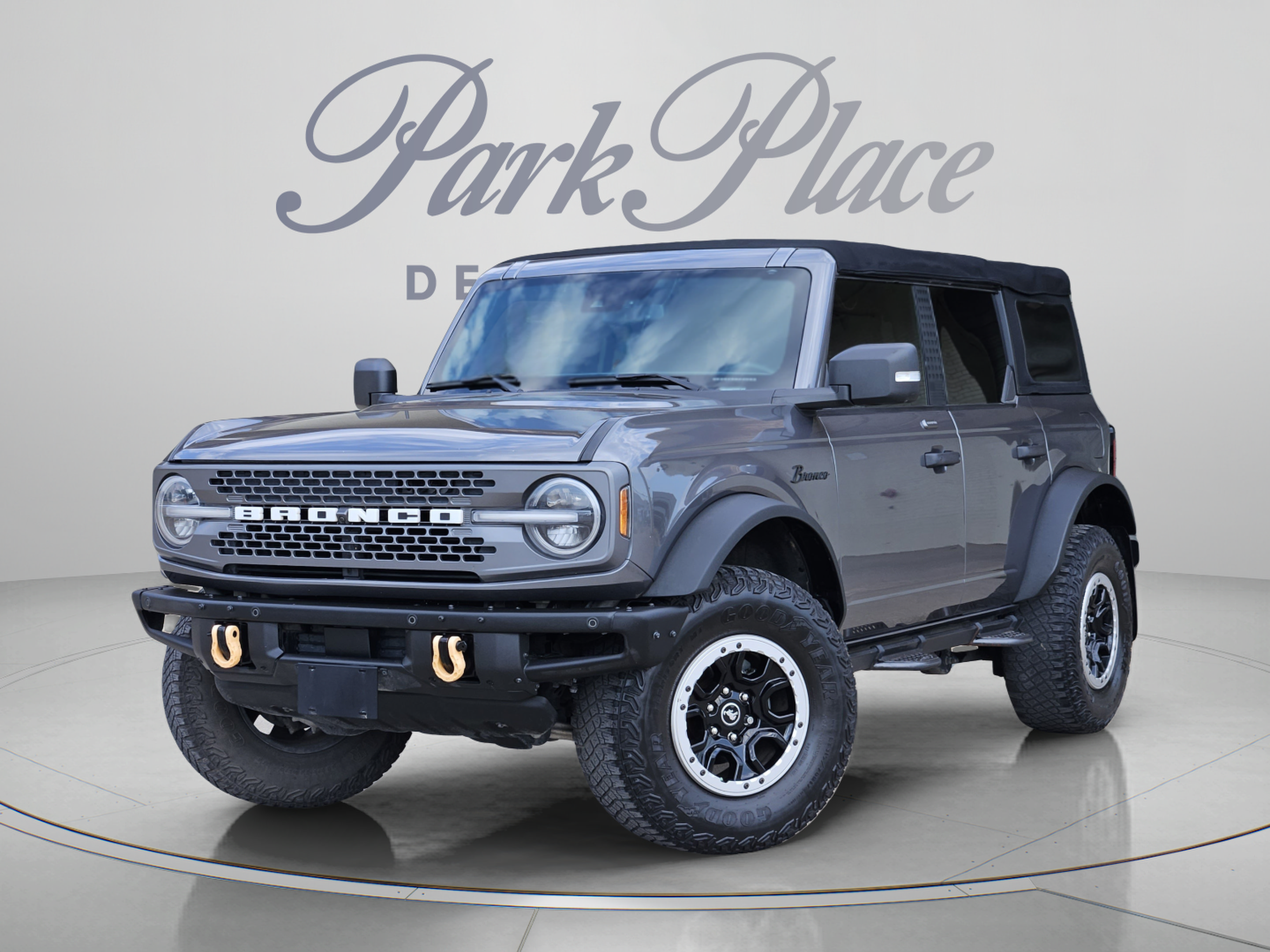 Used 2022 Ford Bronco Badlands AWD/4WD image 1