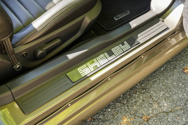 Used 2005 Ford Mustang GT Premium RWD image 64