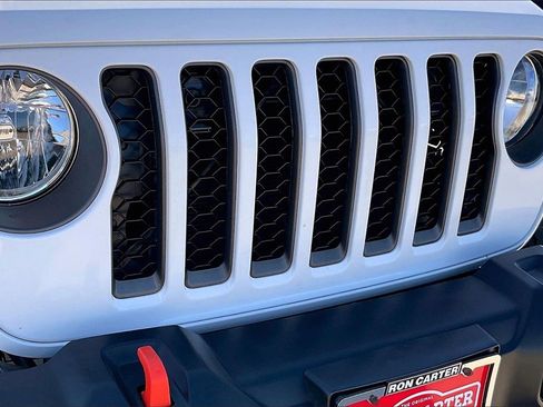 Used 2023 Jeep Gladiator Mojave image 34