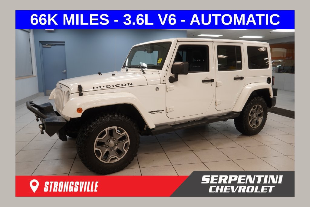 Used 2015 Jeep Wrangler Unlimited Rubicon w/ Connectivity Group AWD/4WD image 1