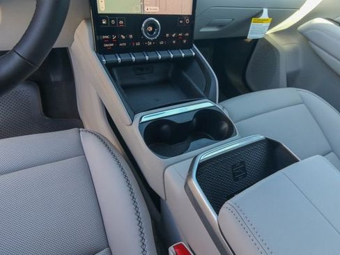 New 2026 GMC Terrain Denali AWD/4WD image 21