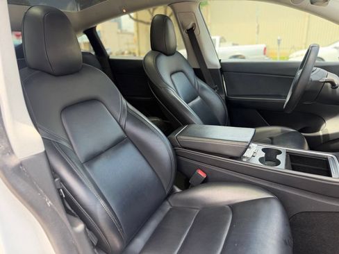 Used 2021 Tesla Model Y Long Range AWD/4WD image 15