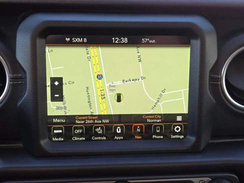 Used 2022 Jeep Wrangler Unlimited Sahara w/ Cold Weather Group image 20