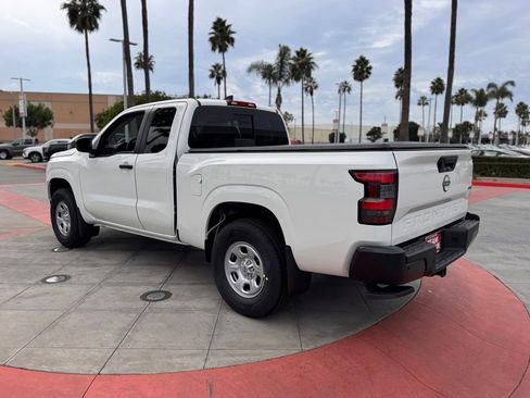 New 2026 Nissan Frontier S image 5