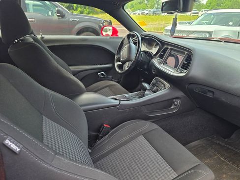 Used 2020 Dodge Challenger SXT w/ Blacktop Package RWD image 15