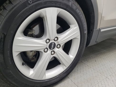 Used 2018 Lincoln MKC Premiere image 31