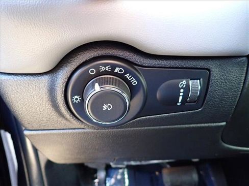 Used 2021 Dodge Durango R/T w/ Blacktop Package image 18