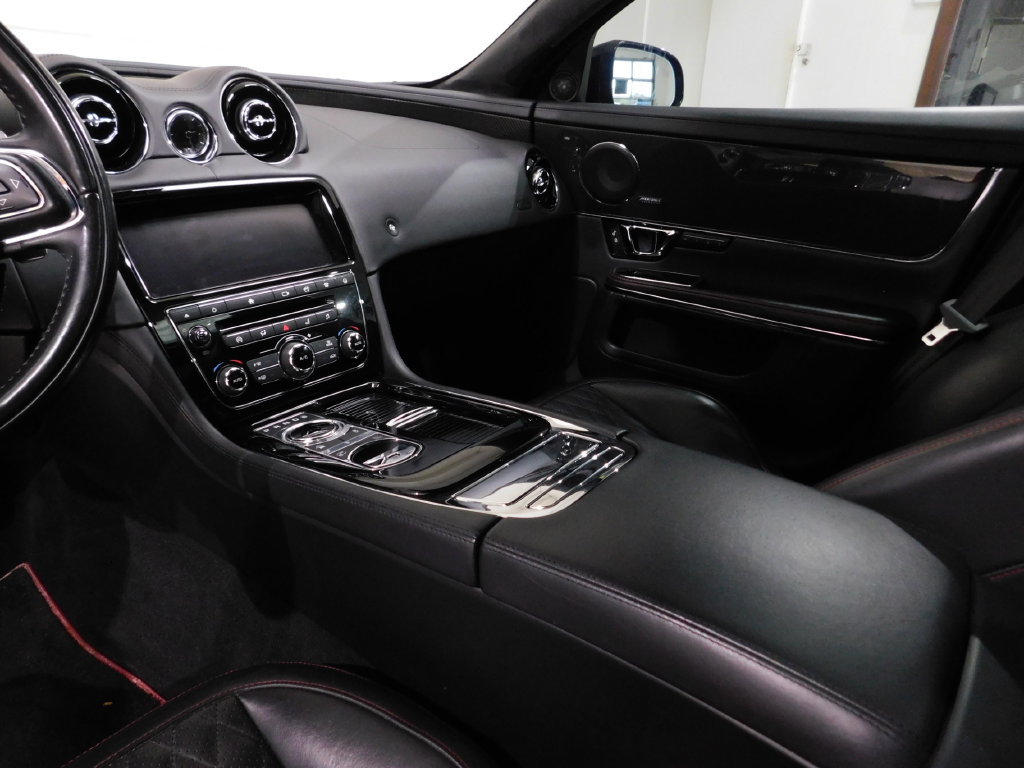 Used 2018 Jaguar XJ RWD image 67