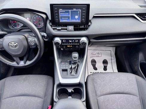 Used 2019 Toyota RAV4 XLE AWD/4WD image 11