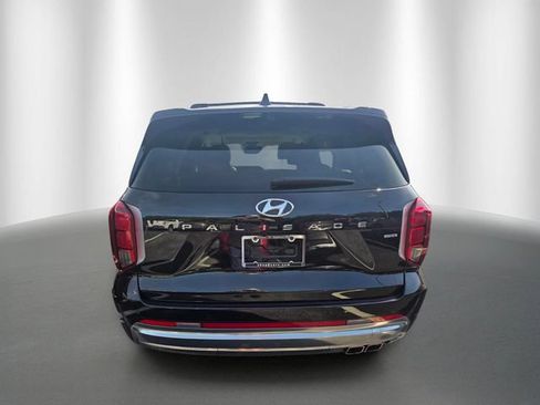Used 2023 Hyundai Palisade Calligraphy AWD/4WD image 3