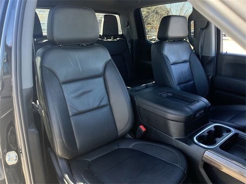 Used 2022 Chevrolet Silverado 1500 RST w/ Redline Edition image 28