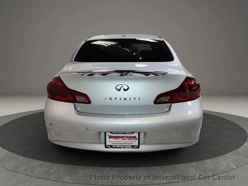 Used 2011 INFINITI G37 x Sedan w/ Premium Pkg image 6