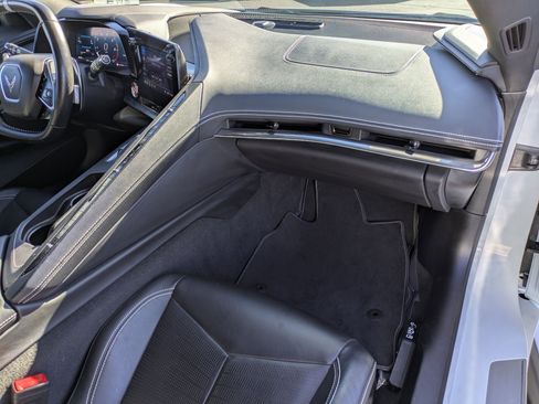 Used 2020 Chevrolet Corvette Stingray Preferred Cpe w/ 2LT Preferred Equipment Group image 30