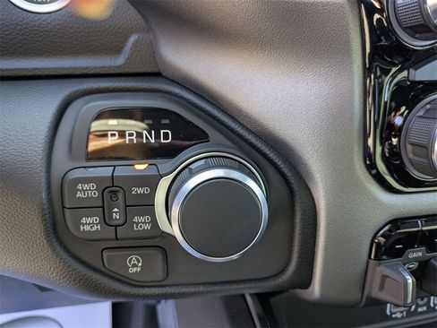 New 2026 RAM 1500 4x4 Crew Cab image 20