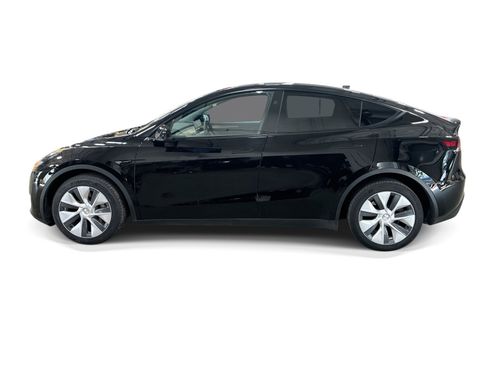 Certified 2023 Tesla Model Y Long Range AWD/4WD image 3