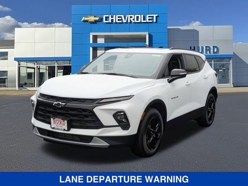 New 2026 Chevrolet Blazer LT w/ Midnight/Sport Edition AWD/4WD image 8