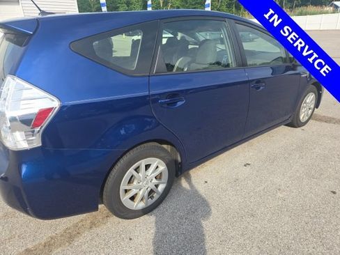 Used 2012 Toyota Prius V Three FWD image 5