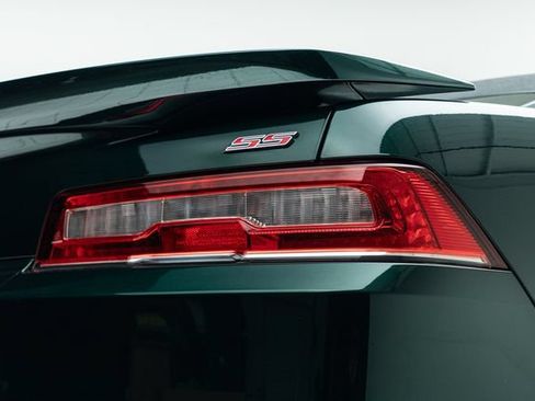 Used 2015 Chevrolet Camaro SS w/ Green Flash Special Edition RWD image 15