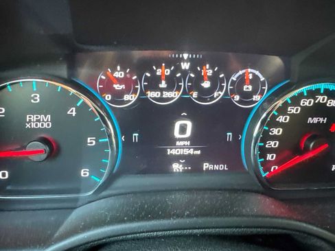 Used 2017 Chevrolet Suburban Premier AWD/4WD image 11