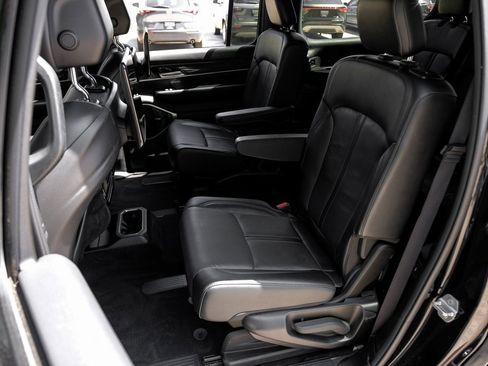 Used 2022 Jeep Wagoneer Series III w/ Premium Group I image 53