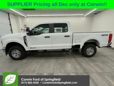 New 2026 Ford F250 XL w/ XL Chrome Package image 2