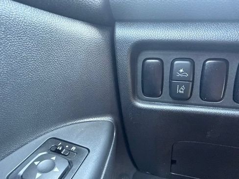 Used 2024 Mitsubishi Outlander Sport ES AWD/4WD image 19