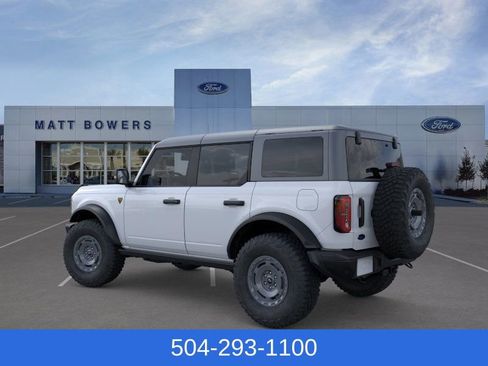 New 2025 Ford Bronco Badlands image 4