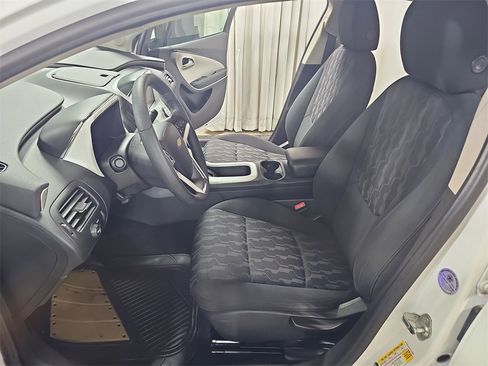 Used 2012 Chevrolet Volt image 18
