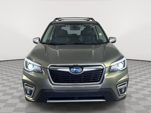 Used 2020 Subaru Forester Touring image 2