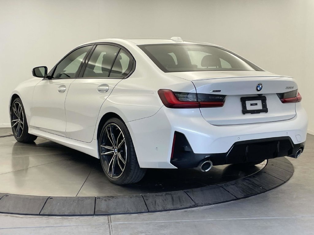 Used 2024 BMW 330i xDrive Sedan w/ M Sport Package AWD/4WD image 3