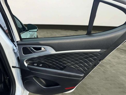 Used 2019 Genesis G70 3.3T Advanced w/ Prestige Package image 15
