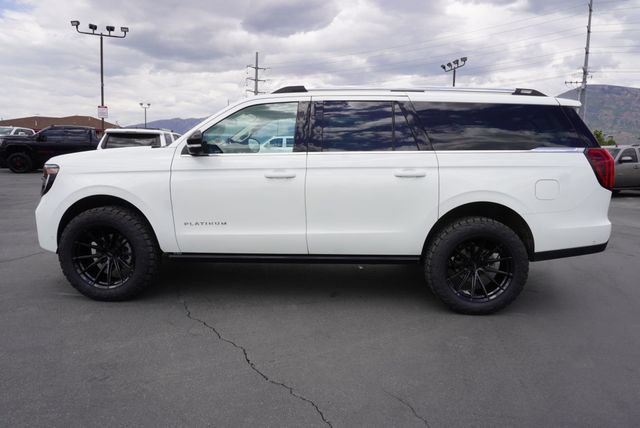 Used 2025 Ford Expedition Max Platinum w/ Platinum Ultimate Package AWD/4WD image 9