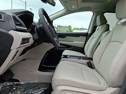 New 2026 Honda Odyssey EX-L image 13