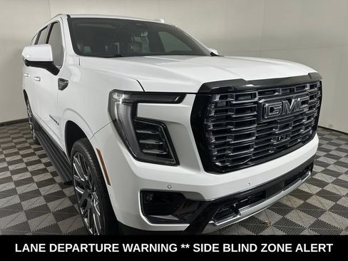 Used 2025 GMC Yukon Denali Ultimate AWD/4WD image 6
