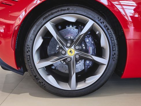 Used 2022 Ferrari SF90 Stradale image 40